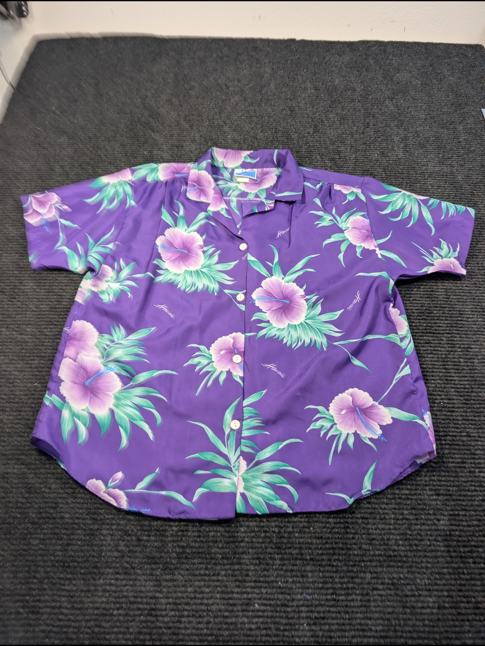 Vintage Purple Floral Hawaiian Button-Up Shirt - Picture 1 of 4